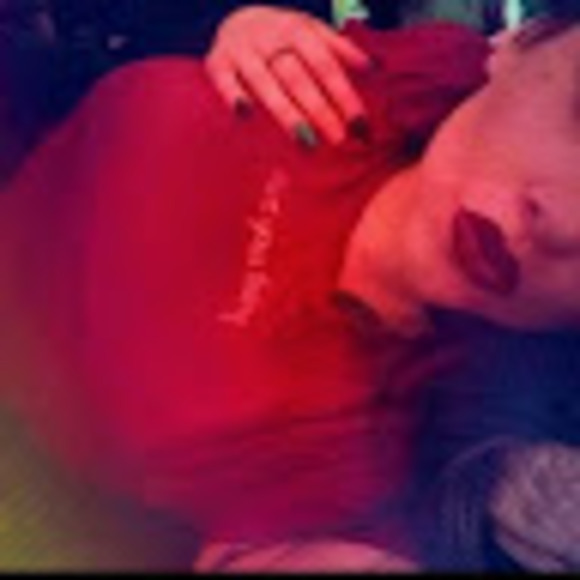 Meet your Posher, Leah - Picture 1 of 1